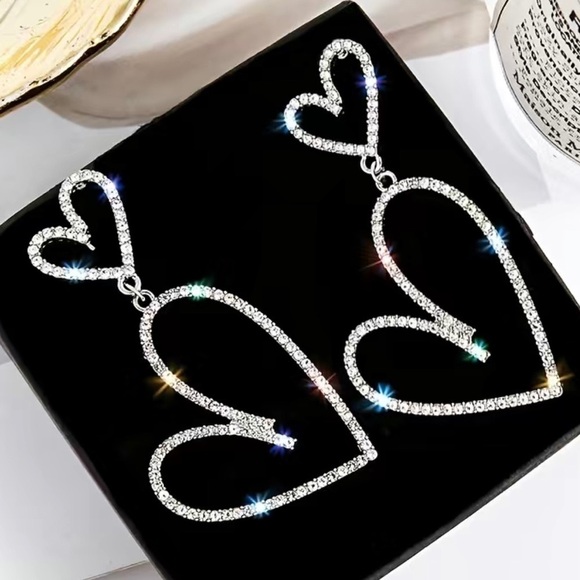 Silver Rhinestone Heart Double Love Drop Dangle Crystal Earrings Nwt - Picture 1 of 8